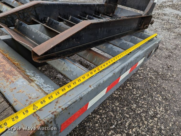 image for item KB9423 2012 Towmaster Big Tow B-12  equipment trailer