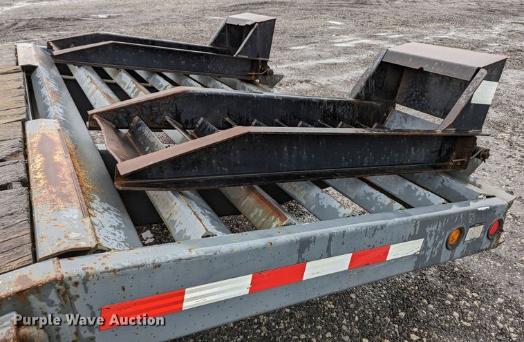 image for item KB9423 2012 Towmaster Big Tow B-12  equipment trailer