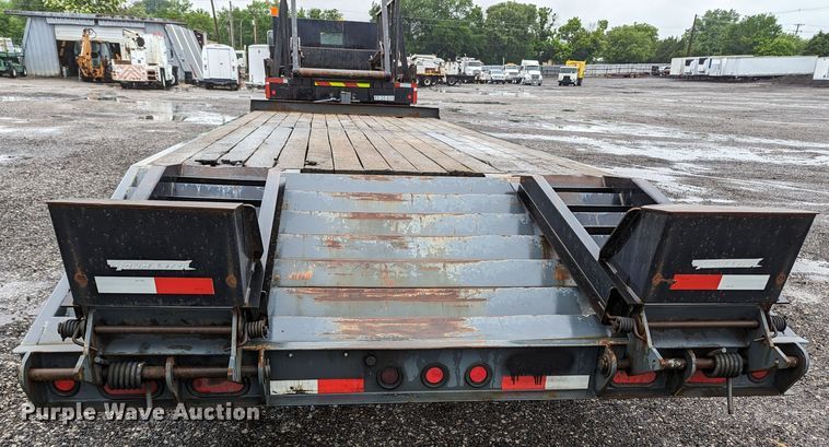 image for item KB9423 2012 Towmaster Big Tow B-12  equipment trailer