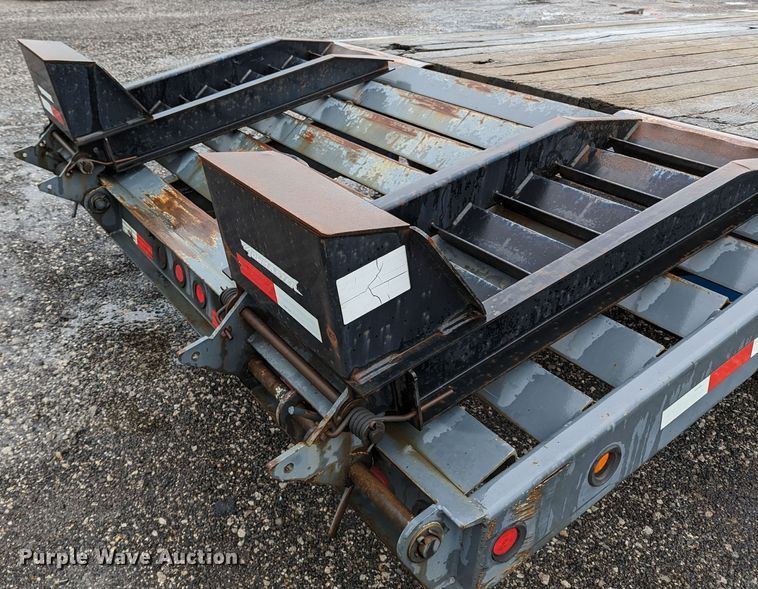 image for item KB9423 2012 Towmaster Big Tow B-12  equipment trailer