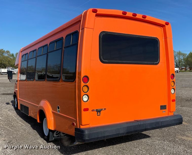 image for item KB9497 2014 GMC Savana  shuttle bus