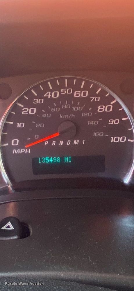 image for item KB9497 2014 GMC Savana  shuttle bus