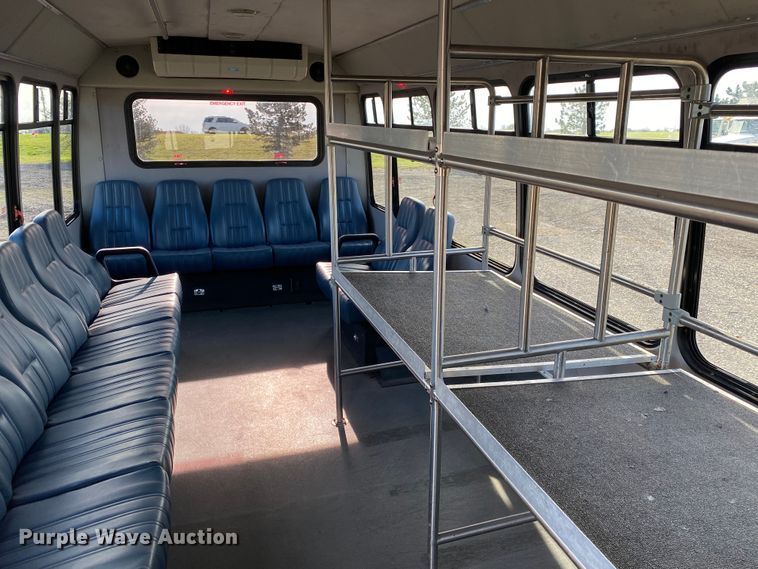 image for item KB9497 2014 GMC Savana  shuttle bus