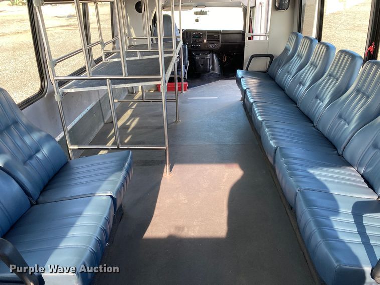 image for item KB9497 2014 GMC Savana  shuttle bus