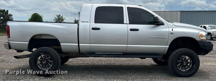 image for item KW9172 2006 Dodge Ram 2500  Mega Cab pickup truck