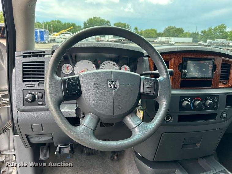 image for item KW9172 2006 Dodge Ram 2500  Mega Cab pickup truck