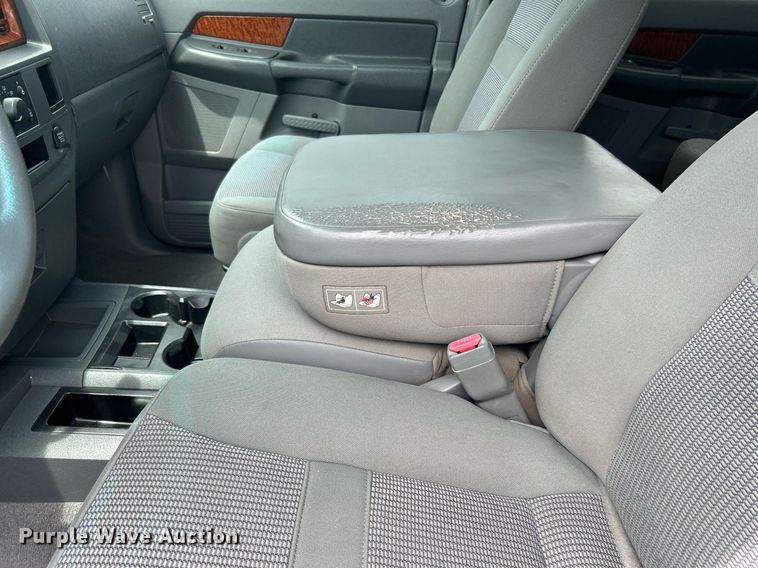 image for item KW9172 2006 Dodge Ram 2500  Mega Cab pickup truck