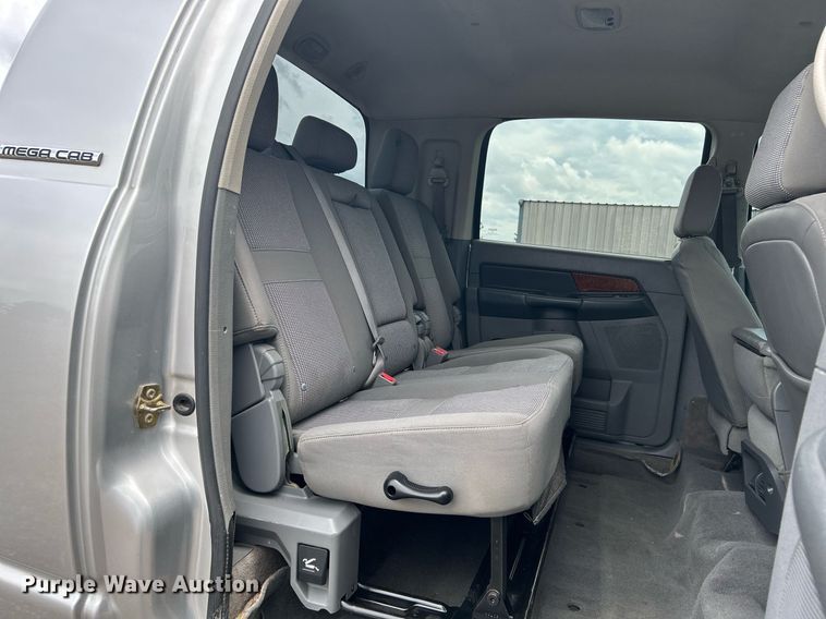 image for item KW9172 2006 Dodge Ram 2500  Mega Cab pickup truck