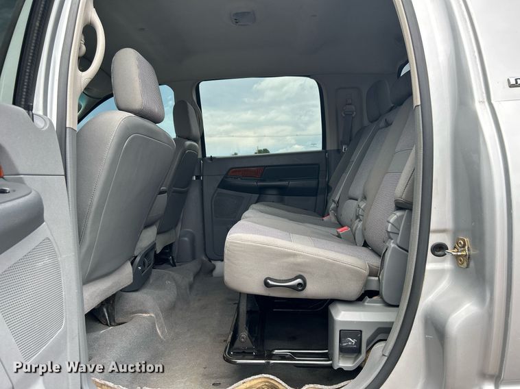 image for item KW9172 2006 Dodge Ram 2500  Mega Cab pickup truck