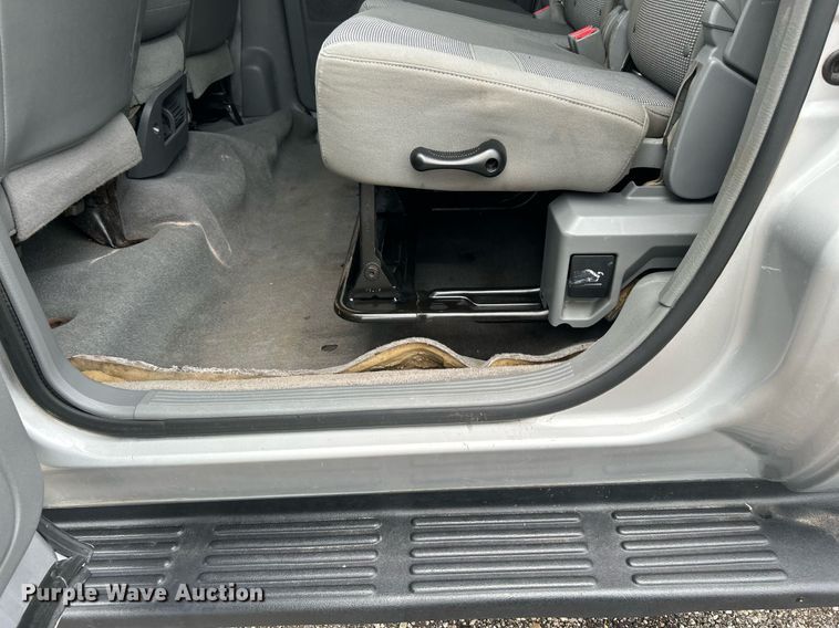 image for item KW9172 2006 Dodge Ram 2500  Mega Cab pickup truck