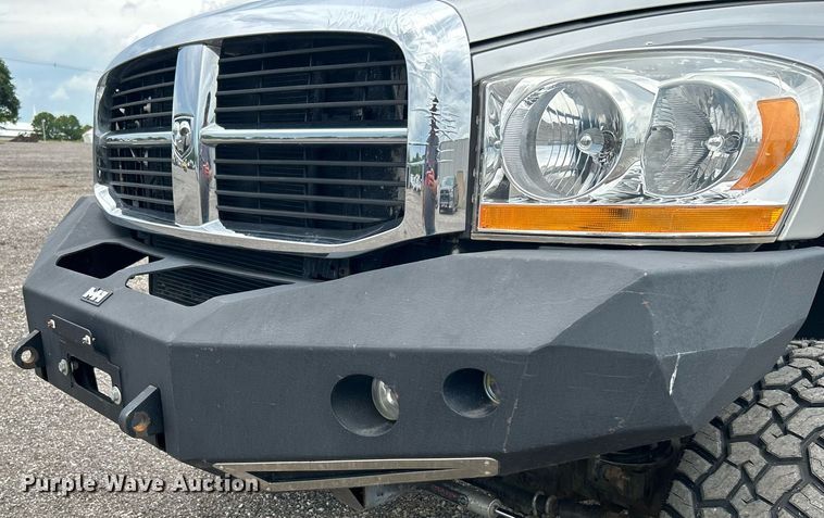 image for item KW9172 2006 Dodge Ram 2500  Mega Cab pickup truck