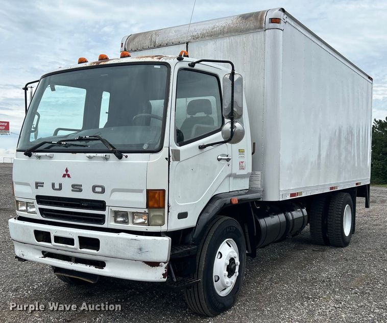 image for item KW9173 2007 Mitsubishi FUSO  box truck