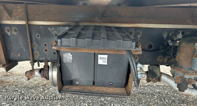 image for item KW9173 2007 Mitsubishi FUSO  box truck