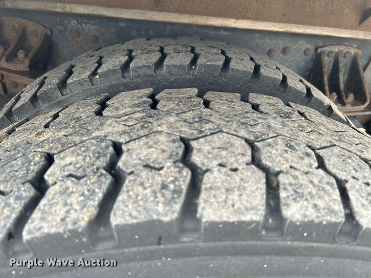 image for item KW9173 2007 Mitsubishi FUSO  box truck