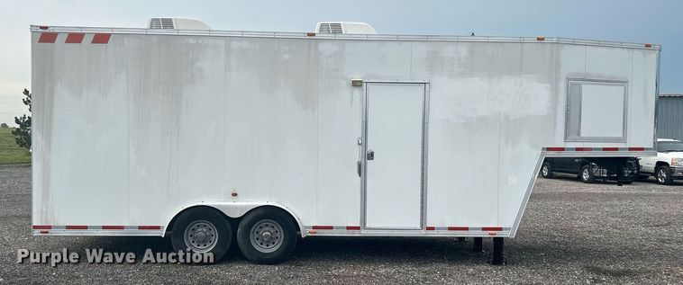 image for item KW9185 2014 Vintage Trailers, LTD. OL828GN  enclosed cargo trailer