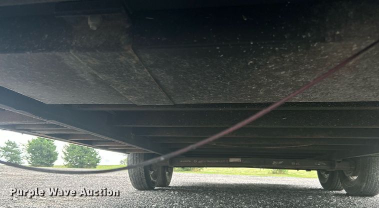 image for item KW9185 2014 Vintage Trailers, LTD. OL828GN  enclosed cargo trailer