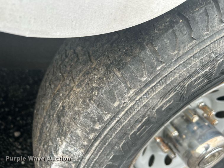 image for item KW9185 2014 Vintage Trailers, LTD. OL828GN  enclosed cargo trailer