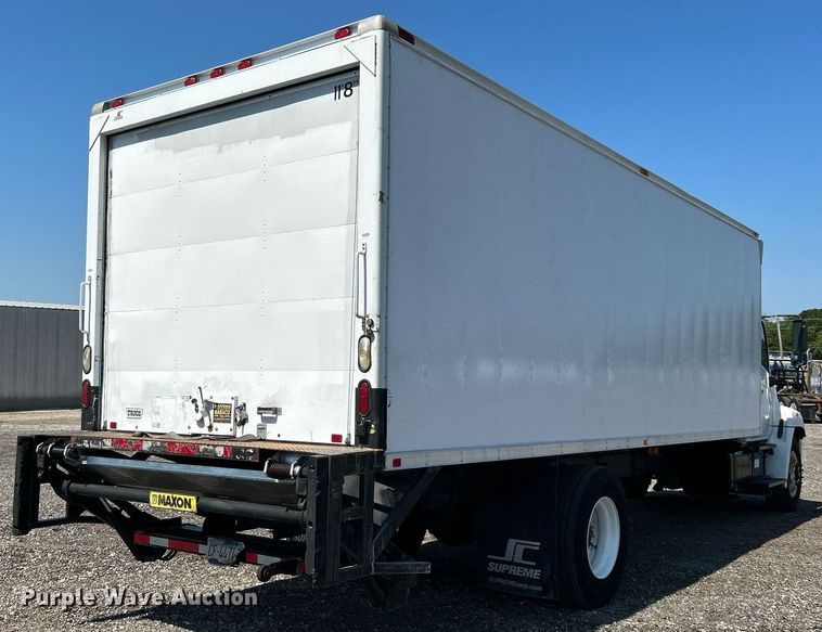 image for item KW9190 2008 Hino 308  box truck