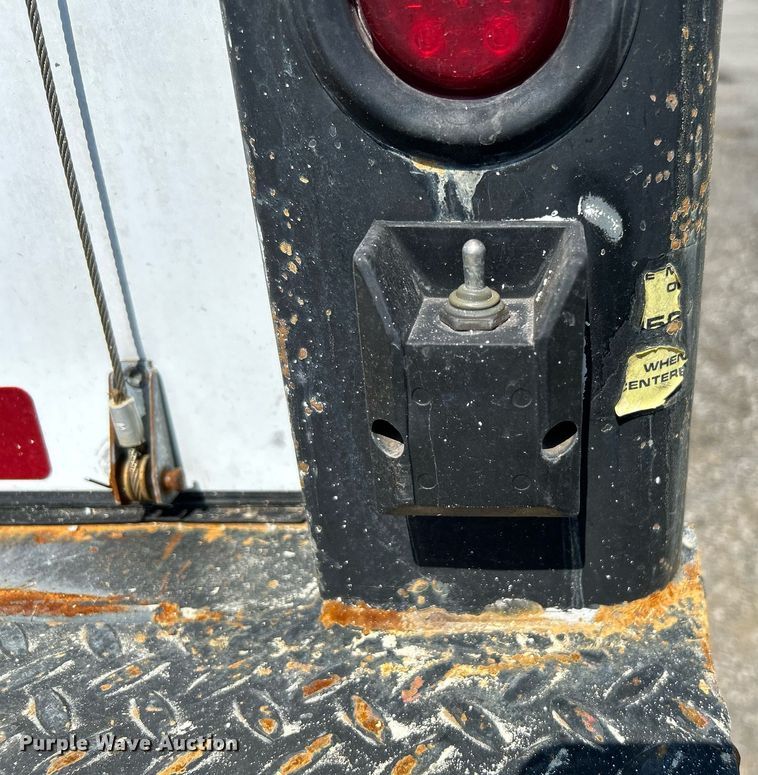 image for item KW9190 2008 Hino 308  box truck