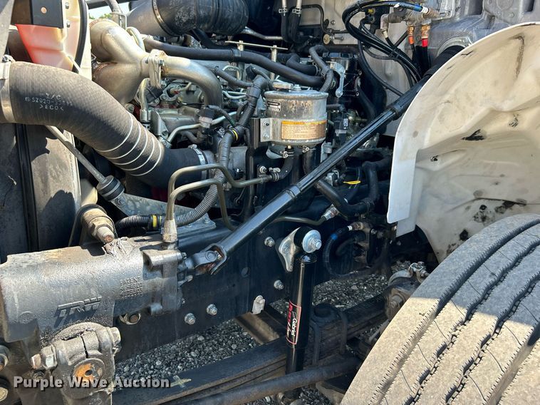 image for item KW9190 2008 Hino 308  box truck