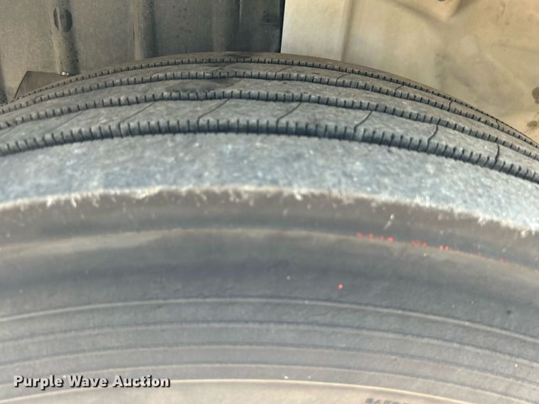 image for item KW9190 2008 Hino 308  box truck