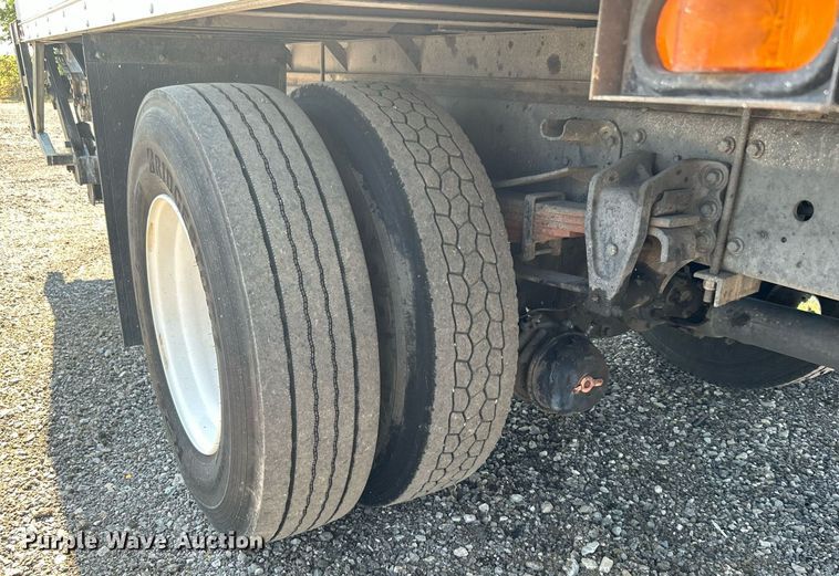 image for item KW9190 2008 Hino 308  box truck