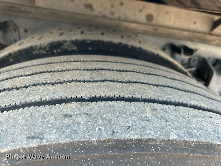 image for item KW9190 2008 Hino 308  box truck