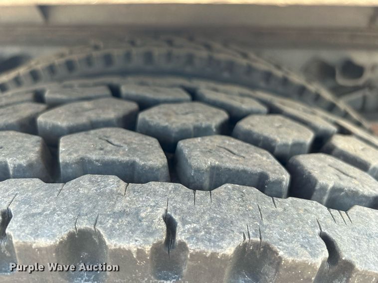 image for item KW9190 2008 Hino 308  box truck