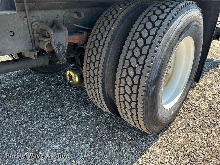 image for item KW9190 2008 Hino 308  box truck