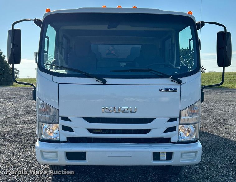 image for item KW9192 2019 Isuzu NPR HD  Crew Cab box truck