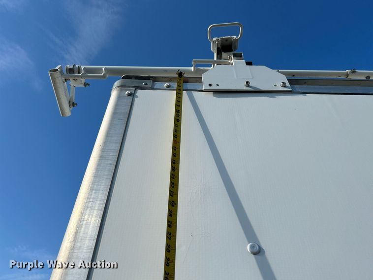 image for item KW9192 2019 Isuzu NPR HD  Crew Cab box truck