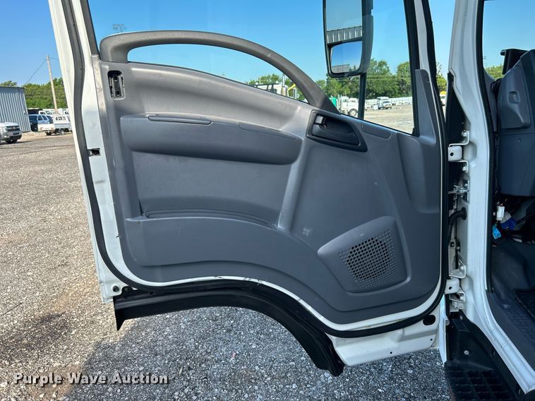 image for item KW9192 2019 Isuzu NPR HD  Crew Cab box truck