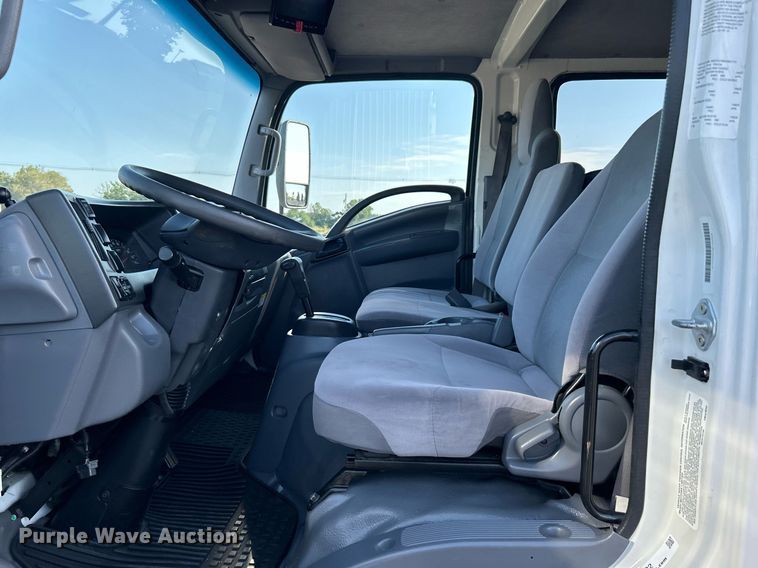 image for item KW9192 2019 Isuzu NPR HD  Crew Cab box truck