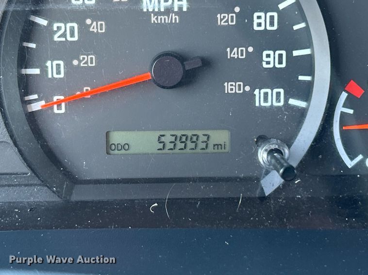 image for item KW9192 2019 Isuzu NPR HD  Crew Cab box truck