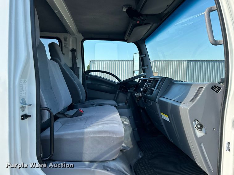 image for item KW9192 2019 Isuzu NPR HD  Crew Cab box truck
