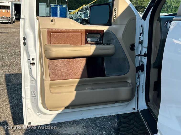 image for item KW9194 2007 Ford F150  SuperCrew pickup truck