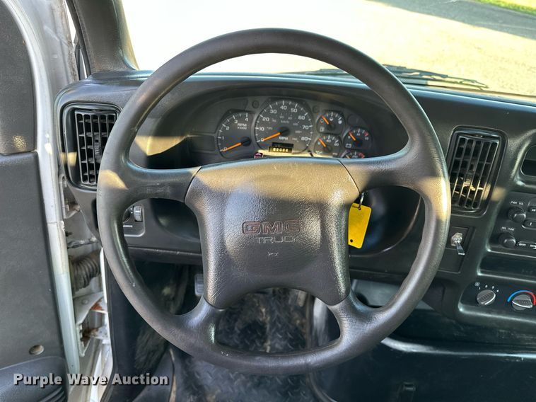 image for item KW9198 2003 GMC C7500  flatbed truck