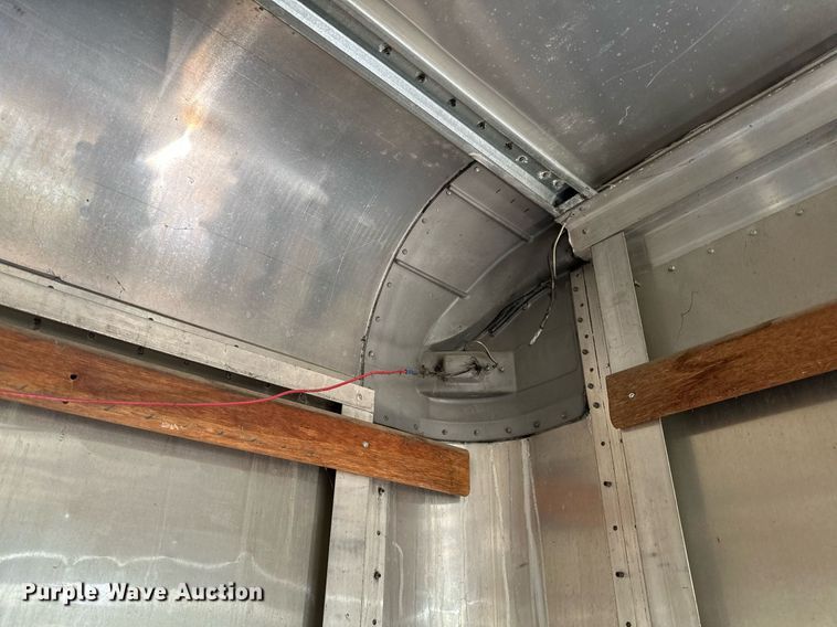 image for item KW9202 1993 International  4900 box truck