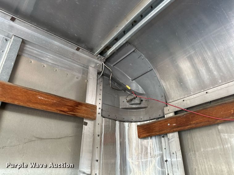 image for item KW9202 1993 International  4900 box truck