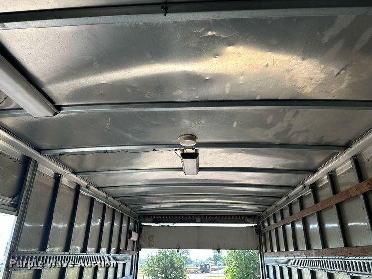 image for item KW9202 1993 International  4900 box truck