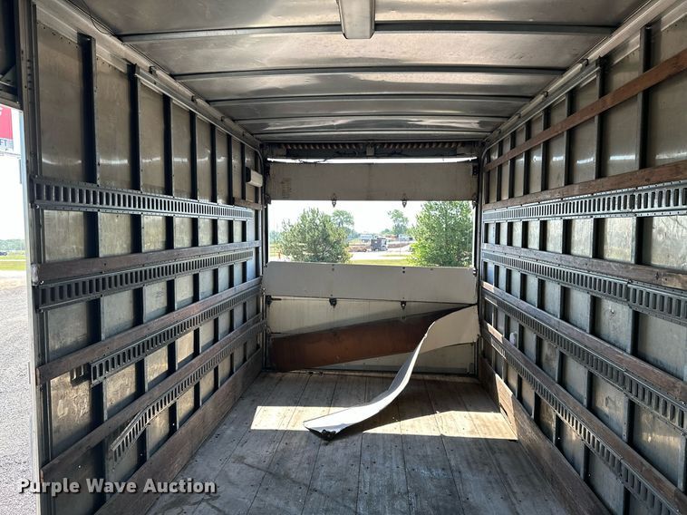 image for item KW9202 1993 International  4900 box truck