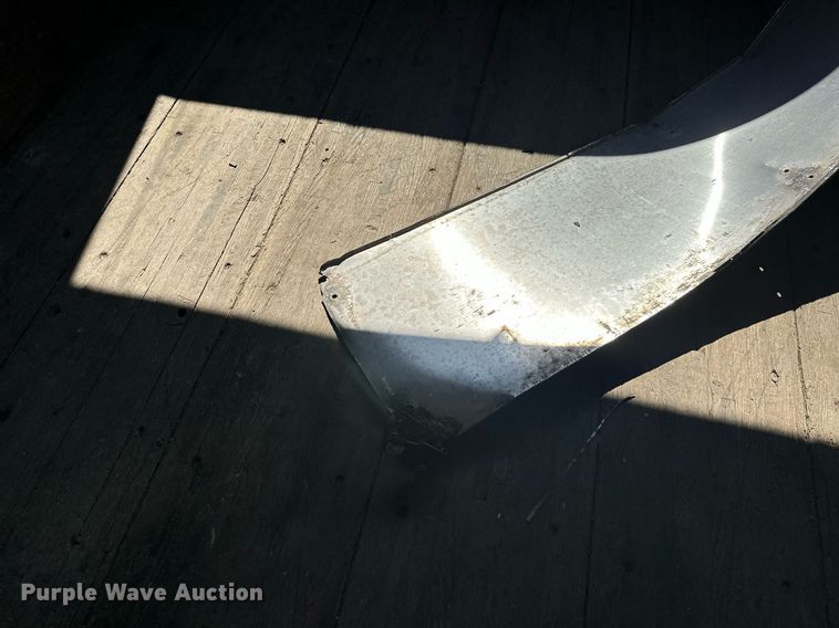 image for item KW9202 1993 International  4900 box truck