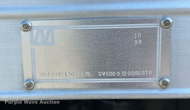 image for item KW9202 1993 International  4900 box truck