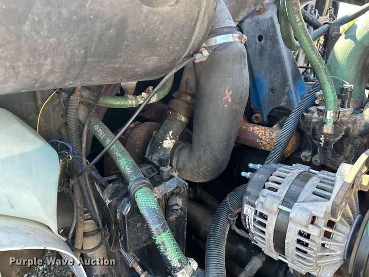 image for item KW9202 1993 International  4900 box truck