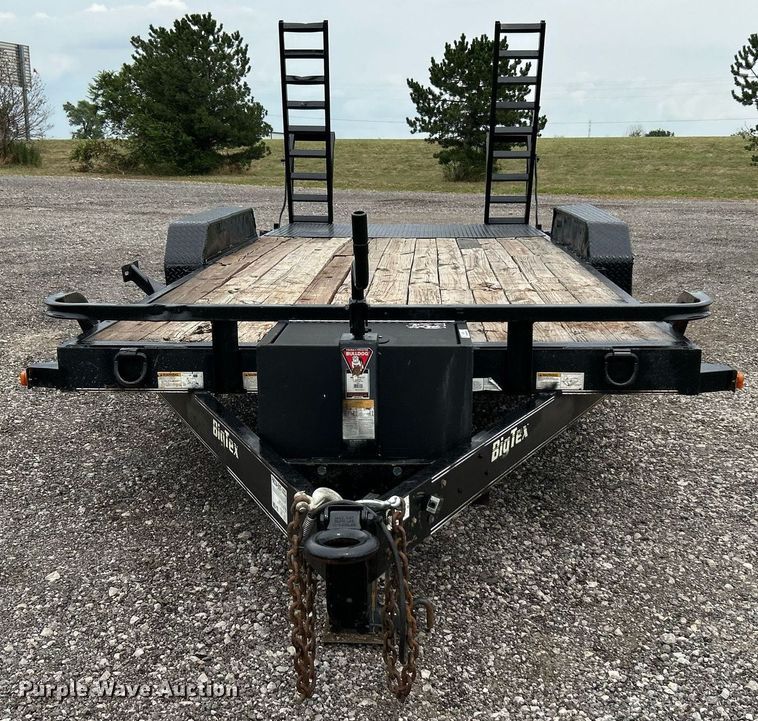 image for item KW9210 2007 Big Tex  utility trailer