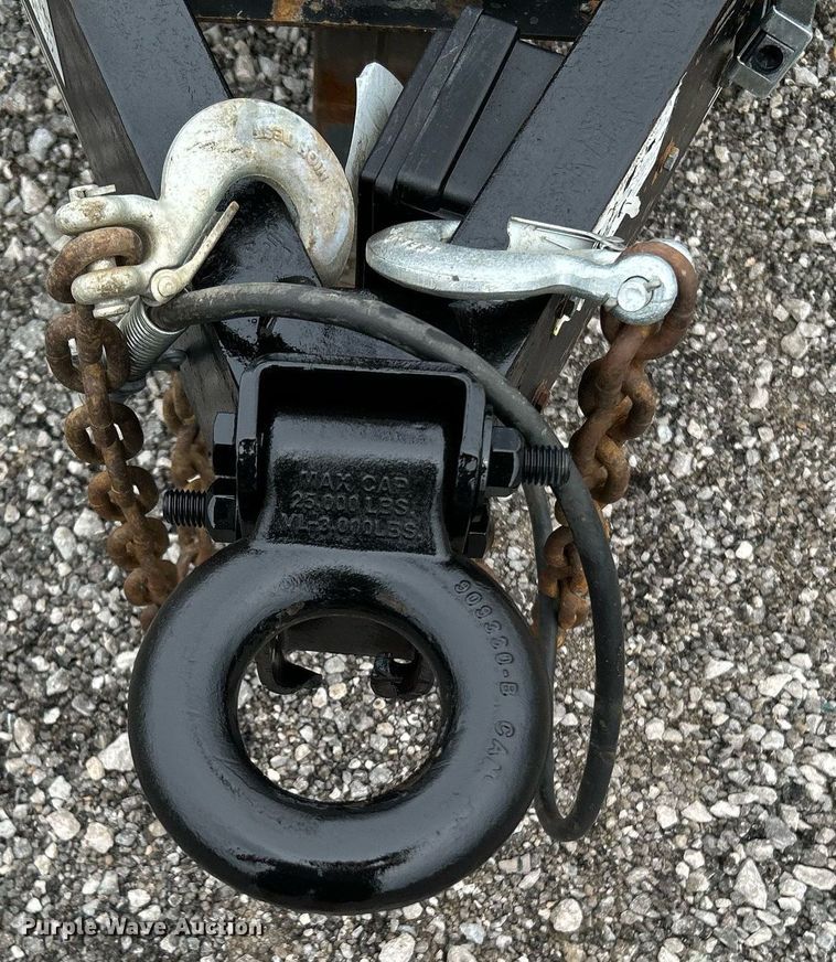 image for item KW9210 2007 Big Tex  utility trailer