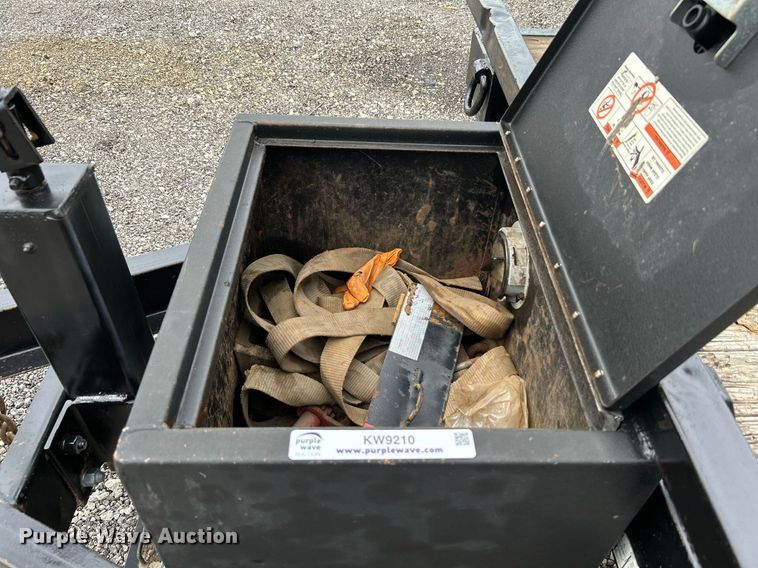 image for item KW9210 2007 Big Tex  utility trailer