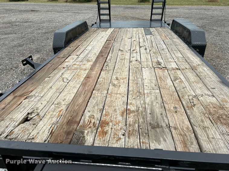 image for item KW9210 2007 Big Tex  utility trailer