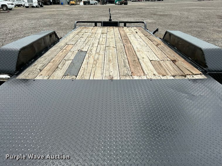 image for item KW9210 2007 Big Tex  utility trailer