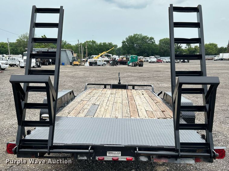 image for item KW9210 2007 Big Tex  utility trailer